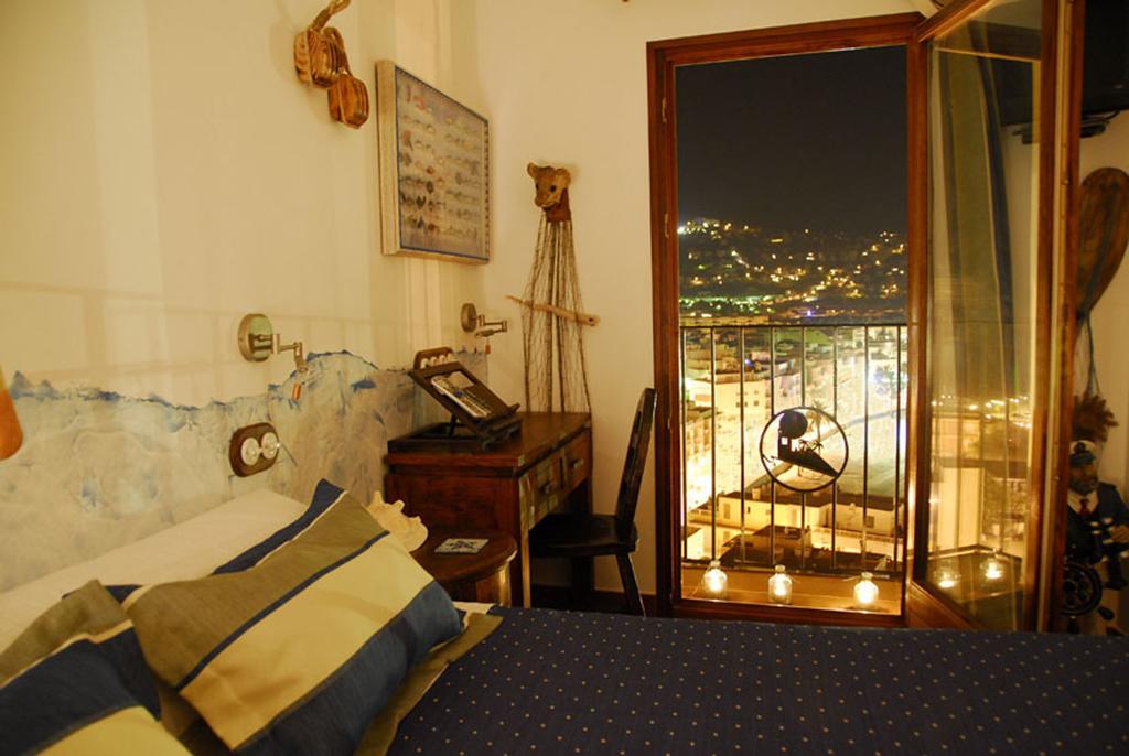 Hostal La Garita Пеніскола Номер фото